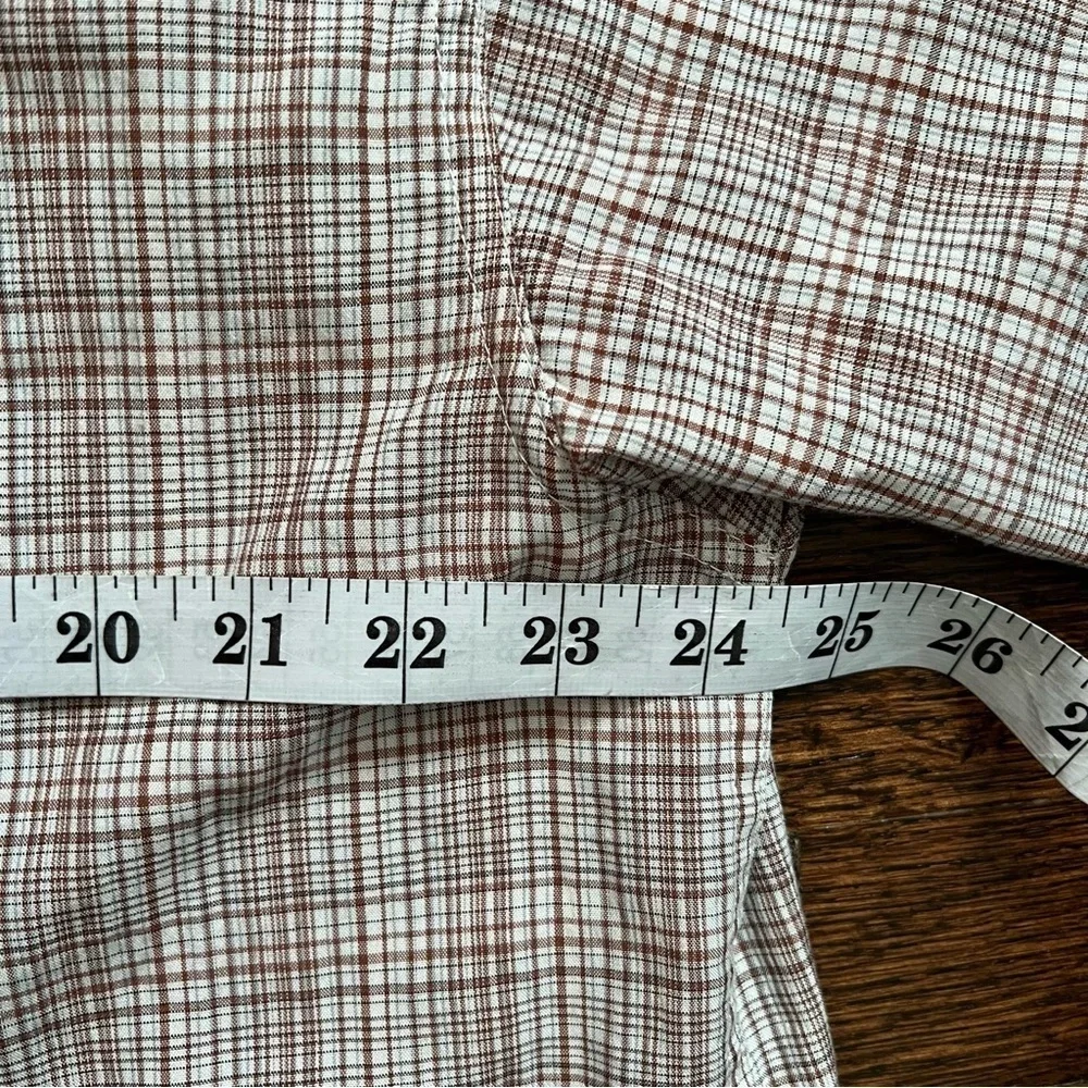 The North Face size XL short sleeve button up shirt